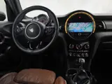 Foto 24 van MINI Cooper 1.5 Cooper Chili Sport (5 DEURS, HARMAN KARDON, DEALER ONDERHOUDEN, BRUIN NAPPA LEDER, U
