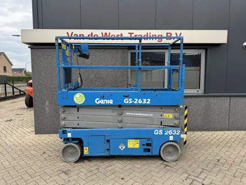 Genie GS - 2632  SchaarHoogwerker / Arbeitsbuhne / Sciccor 10M werkhoogte Elektrisch 2014