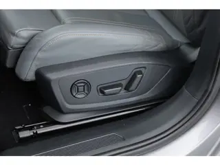 Foto 17 van Audi Q4 e-tron 40 S edition 77 kWh | SOH 87% | 21'' RS | SONOS | Leder | HUD | 360cam | Elek. Trekha