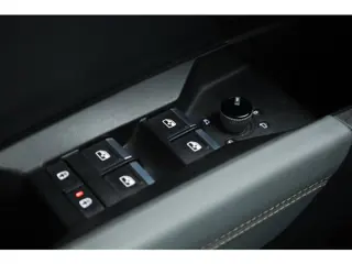 Foto 12 van Audi Q4 e-tron 40 S edition 77 kWh | SOH 87% | 21'' RS | SONOS | Leder | HUD | 360cam | Elek. Trekha