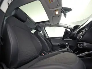 Foto 13 van Opel Corsa 1.0 Turbo Sport (SCHUIFDAK, 5 DEURS, STOELVERWARMING, PARKEERSENSOREN, SPORTSTOELEN, GETI