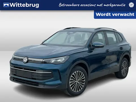 Volkswagen Tiguan 1.5 eHybrid 204PK DSG Life / Panoramadak / Elec.Trekhaak / Head-up display / IQ.LI
