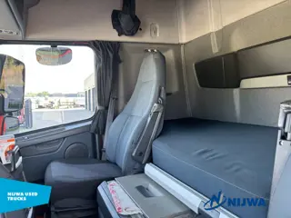Foto 11 van Volvo FH 420 6x2/4 Xenon + Koelkast (bj 2012, automaat)