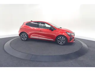 Foto 15 van Renault Clio TCe 90 GPF Techno | 360 Camera | Adaptieve Cruise Control | 9.3 Inch Groot Scherm