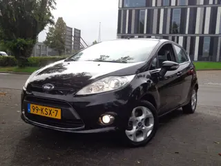 Foto 15 van Ford Fiesta 1.6i 16V Titanium 2Eig.Dealer Onderhoud