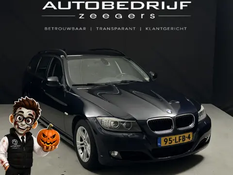 BMW 3 Serie Touring 318i Business Line *Navi*AC* (bj 2010)