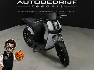 Fantic Issimo City L1 Bromscooter (bj 2026, automaat)