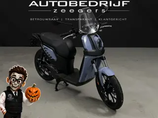 Fantic Issimo City L1 Bromscooter (bj 2026, automaat)