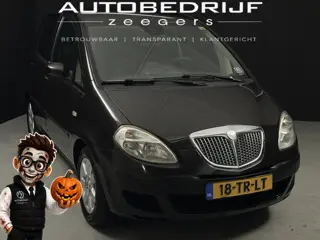 Lancia Musa 1.4-16V Oro *AC*CIty* (bj 2007)