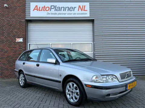 Volvo V40 1.8 Europa! Airco! LM Velgen! Trekhaak!