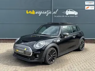 MINI Electric Yours 33 kWh *panorama *leder *camera *17”