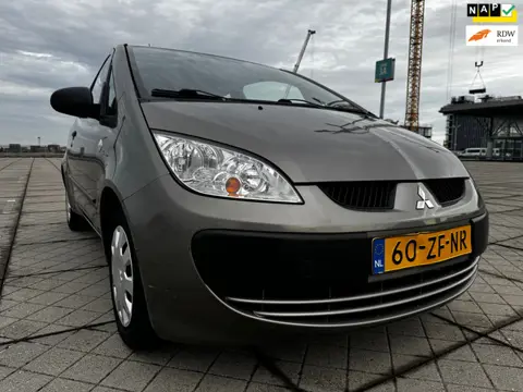 Mitsubishi Colt 1.1 Incharge AIRCO NWE APK NAP