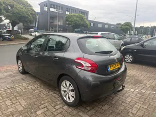 Foto 12 van Peugeot 208 1.2 VTi Urban Soul