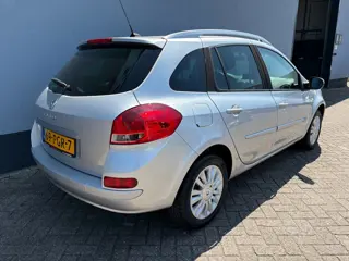 Foto 18 van Renault Clio Estate 1.2 TCE Collection
