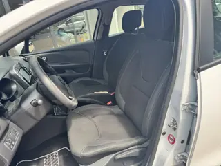Foto 16 van Renault Clio Estate 0.9 TCe Zen*Navi*Airco* (bj 2017)