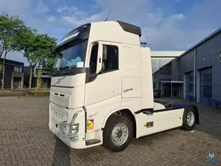 Volvo FH5-500 / VEB+ / 642197 KM / I-PARKCOOL / NA CHASSIS / DOUBLE TANK / FULL-SPOILER / 2XBED / FR