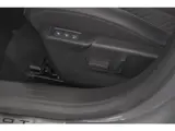 Foto 28 van Peugeot 208 1.2 Hybrid 145 e-DCS6 GT | Alcantara Pakket | Camera | Apple Carplay | Stoelverwarming