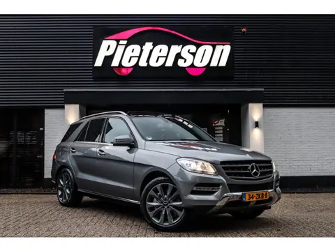 Mercedes-Benz M-klasse 350 NIEUWSTAAT PANO LUCHTVERING TREKH