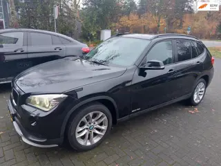 BMW X1 SDrive16d Executive / Auto goed werkt en goed rijdt