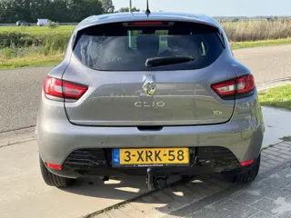 Foto 19 van Renault Clio 0.9 TCe ECO Night&Day / Trekhaak / Airco /
