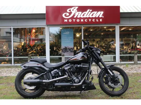 Harley-Davidson CVO Breakout  110 FXSBSE Breakout Pro Street