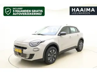 Fiat 600 1.2 Hybrid Urban 136 PK | Navigatie | Keyless | Climate control | Lichtmetalen velgen | Par