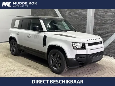 Land Rover Defender 110 P300e X-Dynamic SE | Luchtvering | ClearSight | Black Pack | Panoramadak | T