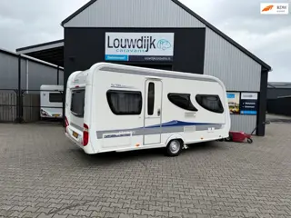 HOBBY La Vita 455 UF '10 (Mover, Vastbed 205cm)