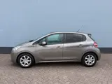 Foto 24 van Peugeot 208 1.2 PureTech Style - Navigatie