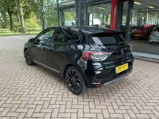 Foto 18 van Renault Clio 1.6 E-Tech Full Hybrid 145 esprit Alpine Automaat | Stoelverwarming | Navigatie | Carpl