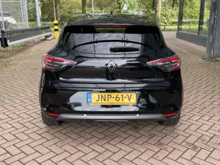 Foto 17 van Renault Clio 1.6 E-Tech Full Hybrid 145 esprit Alpine Automaat | Stoelverwarming | Navigatie | Carpl
