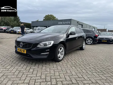 Volvo V60 2.0 D2 Momentum (bj 2015)