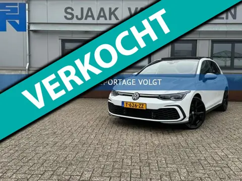 Volkswagen Golf 1.4 TSI PHEV GTE 245pk DSG 1e|Panoramadak|Virtual Cockpit|IQ Light LED|Lederen kuips