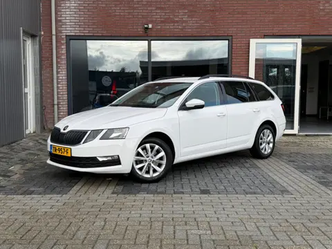 Skoda Octavia Combi 1.0 TSI Greentech Ambition Business | Clima | Cruise | Stoelverwarming | CarPlay