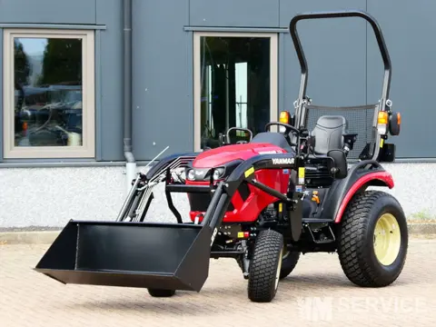 Yanmar SA326 4wd HST / 0001 Draaiuren / Voorlader