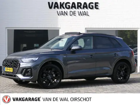 Audi Q5 50 TFSI e S-line Competition | Black optic | Panoramadak | 360°-camera | Memory | Sportstuur