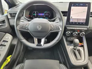 Foto 12 van Renault Clio 1.6 E-Tech Full Hybrid 145 esprit Alpine | Bose Audio | Dode Hoek Detectie | Groot Navi