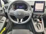 Foto 22 van Renault Clio 1.6 E-Tech Full Hybrid 145 esprit Alpine | Bose Audio | Dode Hoek Detectie | Groot Navi
