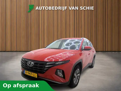 Hyundai Tucson 1.6 T-GDI HEV i-Motion 1e-Eig. & Keurig-Onderh. BOVAG-Garantie. NL-Auto.