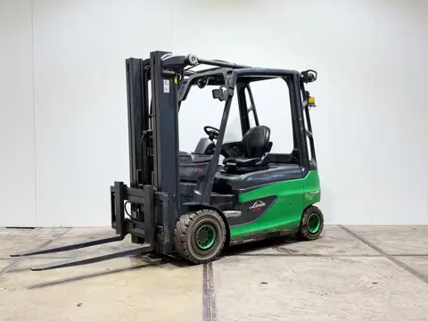 Linde E30 Triplex 2440UUR!! [ACCU 2023!] sideshift Freelift HL1308