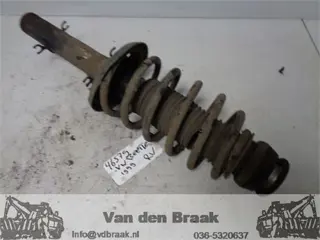 Volkswagen New Beetle 2.0 8V 1998-2005 Schokbreker voorzijde