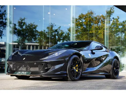 Ferrari 812 6.5 V12 Superfast HELE / Carbon / Lift / Passenger Display / Leder Nero