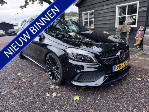 Mercedes-Benz A-Klasse 180 Ambition PANO|AMG|19" (bj 2017)