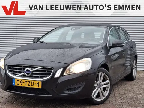 Volvo V60 1.6 T3 Momentum | Nieuw Binnen! | Clima | Cruise | Trekhaak