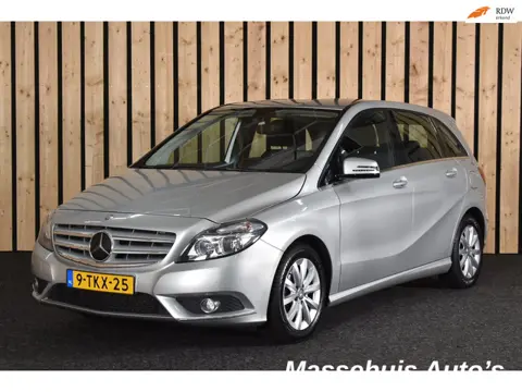 Mercedes-Benz B-klasse 180 132dkm Trekhaak Stoelverw. Airco Navi Cruise All season + Nwe APK