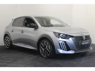 Foto 16 van Peugeot 208 1.2 Hybrid 145 e-DCS6 GT |Stoelverw.|Massage|