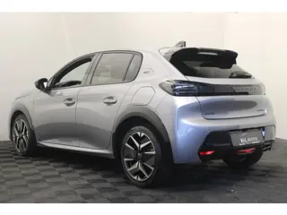 Foto 18 van Peugeot 208 1.2 Hybrid 145 e-DCS6 GT |Stoelverw.|Massage|