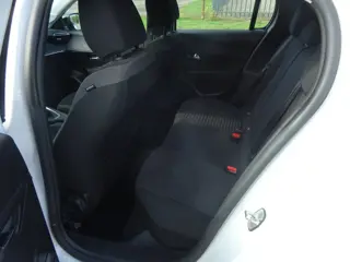 Foto 13 van Peugeot 208 1.2 PureTech Active