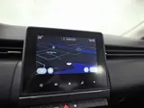 Foto 23 van Renault Clio 1.0 TCe 90 Equilibre (APPLE CARPLAY, GROOT NAVI, CRUISE, SPORTSTOELEN, LANE ASSIST, NIE