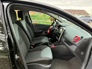 Foto 18 van Renault Clio 0.9 TCe Dynamique | Navi + Cruise + Airco Nu € 3.975,-!!!
